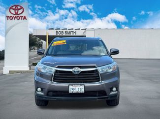 Used 2015 Toyota Highlander Limited Platinum video 2