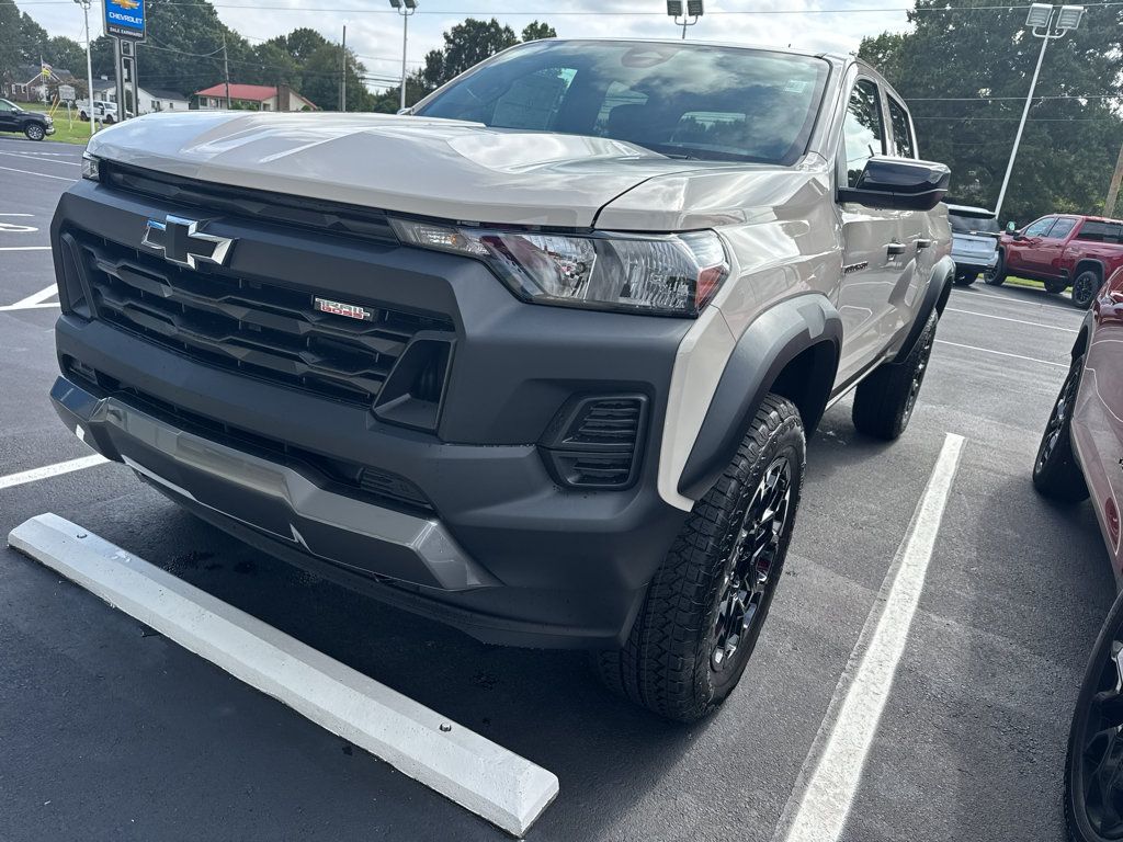 New 2026 Chevrolet Colorado Trail Boss AWD/4WD image 1