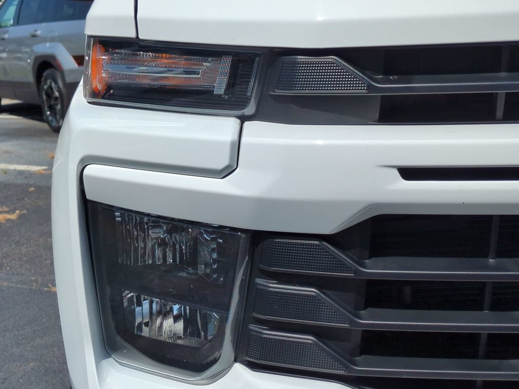 Used 2025 Chevrolet Silverado 2500 Custom w/ Custom Value Package AWD/4WD image 11