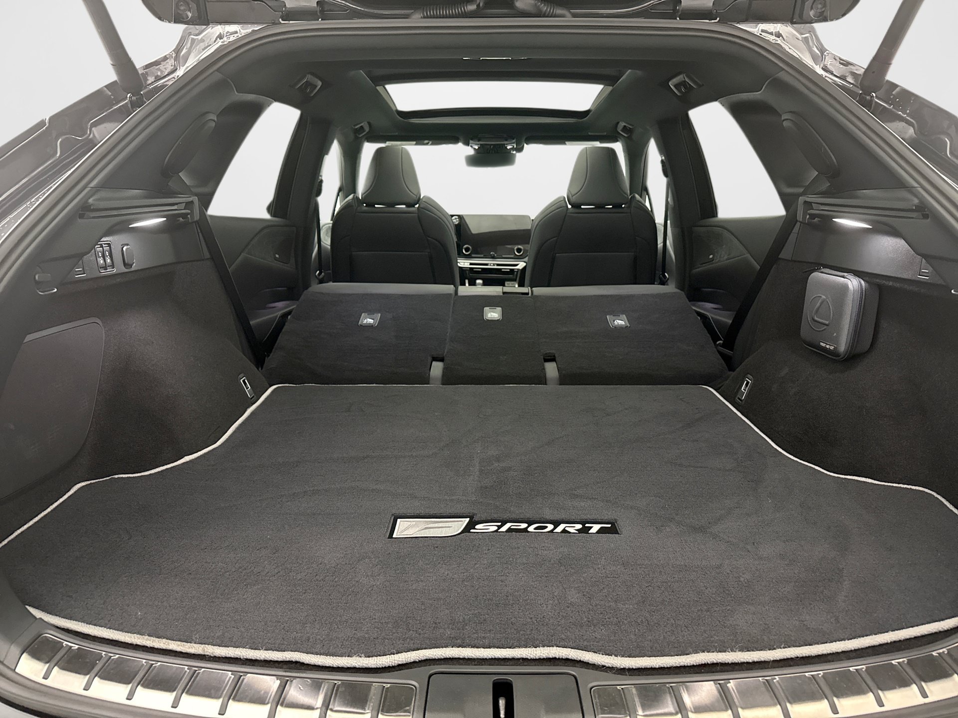 Used 2025 Lexus RX 500h F Sport w/ Convenience Package AWD/4WD image 24