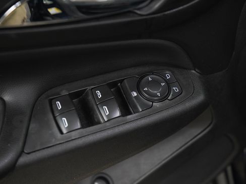 Used 2021 Chevrolet Equinox LT AWD/4WD image 20