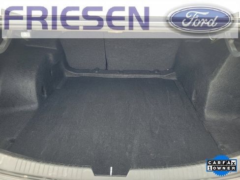 Used 2023 Chevrolet Malibu LT image 23