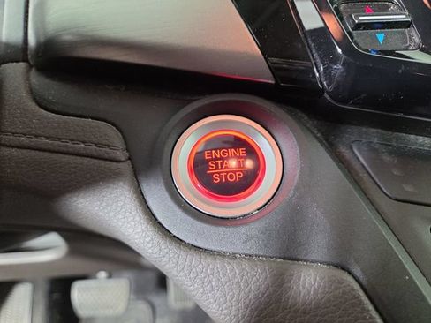 Used 2018 Honda Odyssey EX image 25