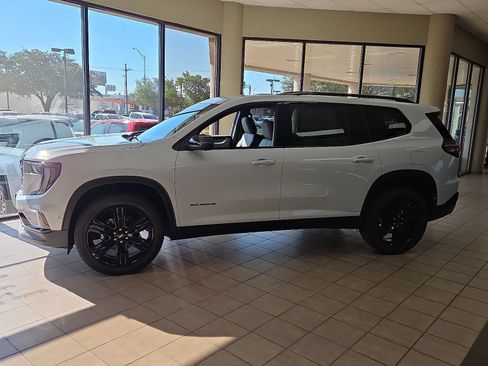 New 2026 GMC Acadia Elevation w/ Super Cruise Package FWD image 2