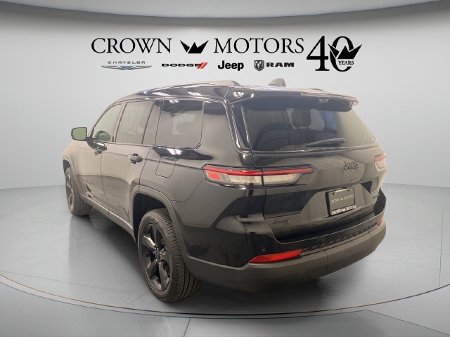 Used 2025 Jeep Grand Cherokee L Limited w/ Luxury Tech Group II AWD/4WD image 12