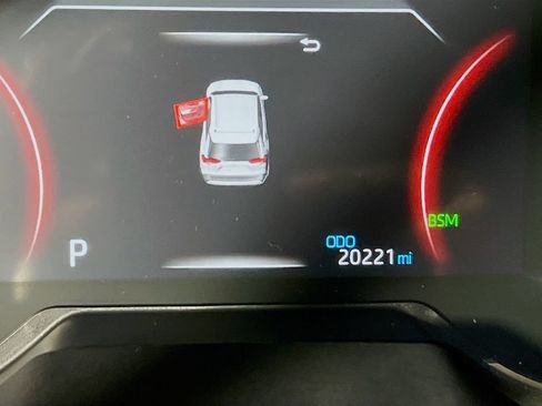 Certified 2025 Toyota RAV4 XLE AWD/4WD image 11