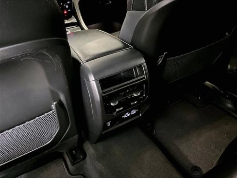 Used 2023 Jeep Grand Cherokee Altitude AWD/4WD image 29
