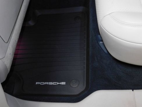 Used 2021 Porsche Cayenne GTS AWD/4WD image 59