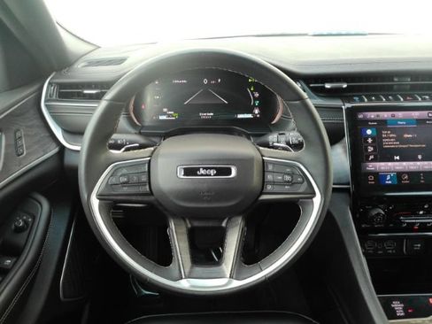 Used 2024 Jeep Grand Cherokee Limited 4xe AWD/4WD image 35