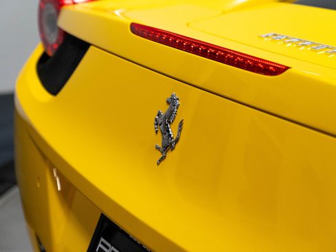Used 2010 Ferrari 458 Italia Coupe RWD image 42