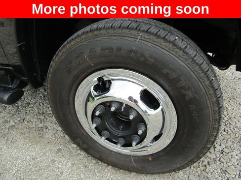 New 2026 RAM 3500 Tradesman AWD/4WD image 9