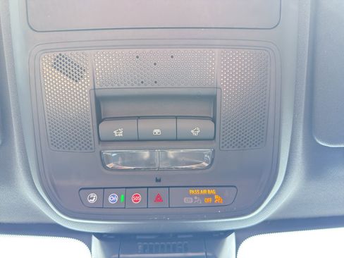 New 2026 Chevrolet Equinox LT image 17