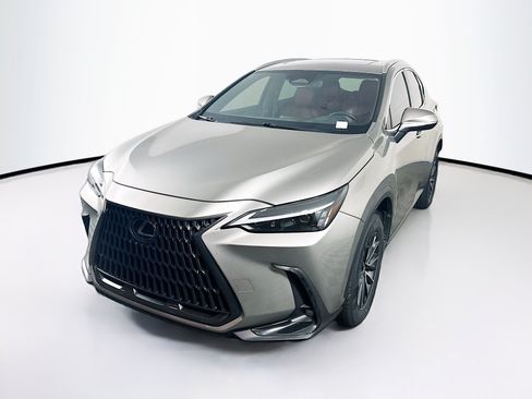Used 2024 Lexus NX 250 FWD w/ Cold Area Package image 3