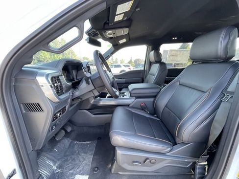 New 2025 Ford F150 Lariat w/ Equipment Group 501A Mid image 9