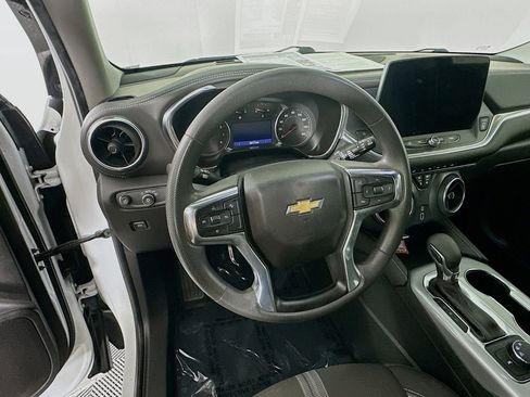 Used 2023 Chevrolet Blazer LT image 16