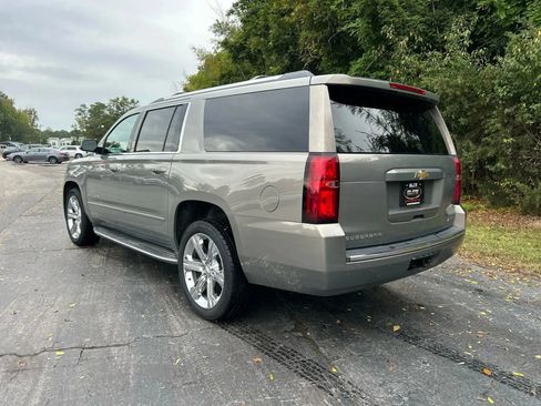 Used 2018 Chevrolet Suburban Premier image 8