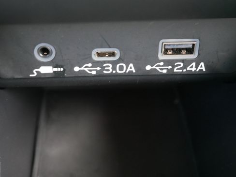 Used 2025 Subaru Outback Premium AWD/4WD image 29