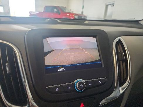 Used 2020 Chevrolet Equinox LT w/ Driver Convenience Package AWD/4WD image 30