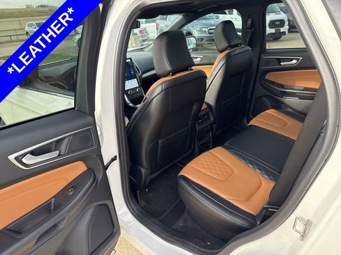Used 2024 Ford Edge Titanium w/ Titanium Elite Package image 7