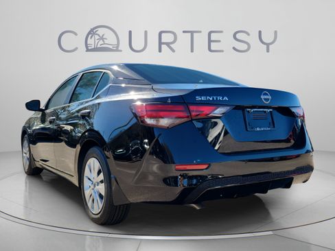 Certified 2025 Nissan Sentra S FWD image 6