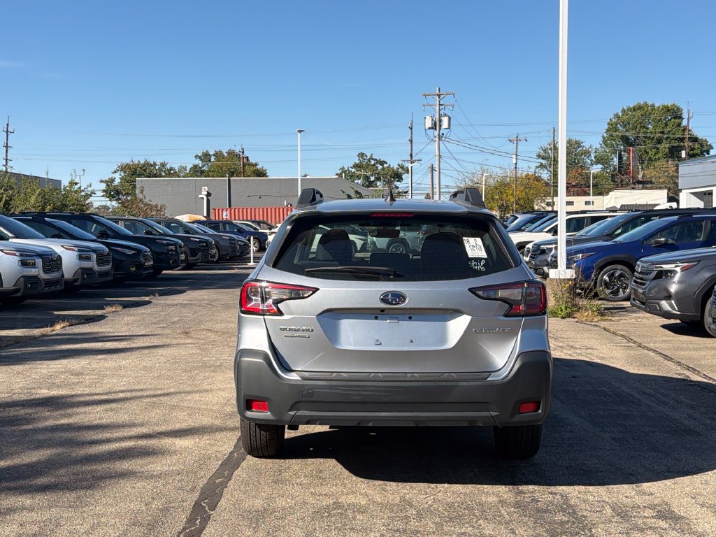 Used 2025 Subaru Outback w/ Popular Package #1A AWD/4WD image 8