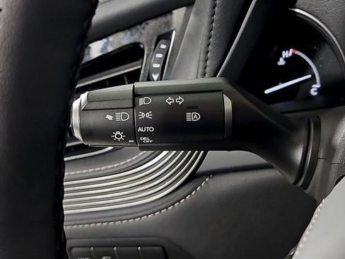 Used 2021 Lexus LS 500 AWD image 29