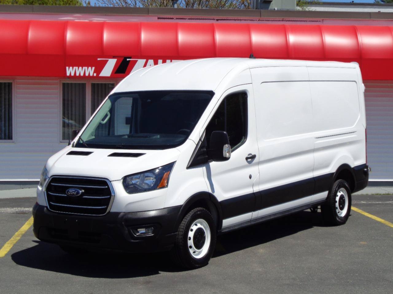 Used 2020 Ford Transit 150 Medium Roof w/ Load Area Protection Package RWD image 9