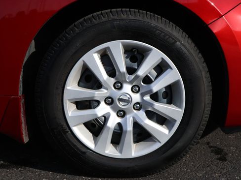 Used 2017 Nissan Altima 2.5 S w/ Power Driver Seat Package FWD image 17