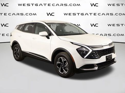 Used 2023 Kia Sportage LX AWD/4WD image 39