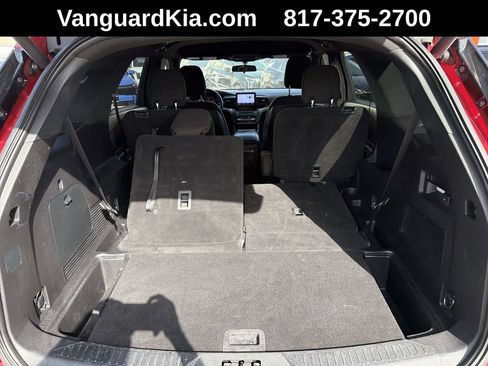 Used 2020 Ford Explorer XLT RWD image 23