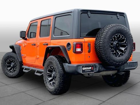 Used 2018 Jeep Wrangler Unlimited Sport S AWD/4WD image 11