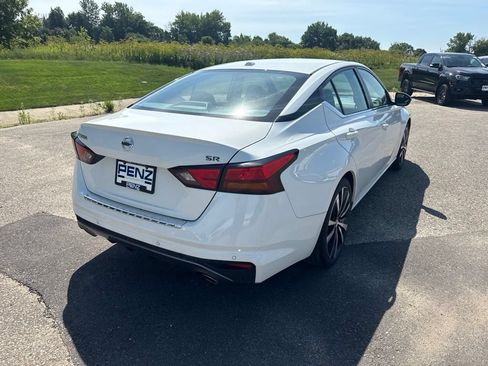 Used 2022 Nissan Altima 2.5 SR FWD image 7