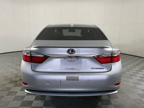 Used 2013 Lexus ES 300h w/ Luxury Pkg FWD image 7