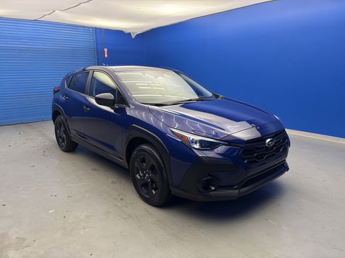 Certified 2025 Subaru Crosstrek 2.0i image 2