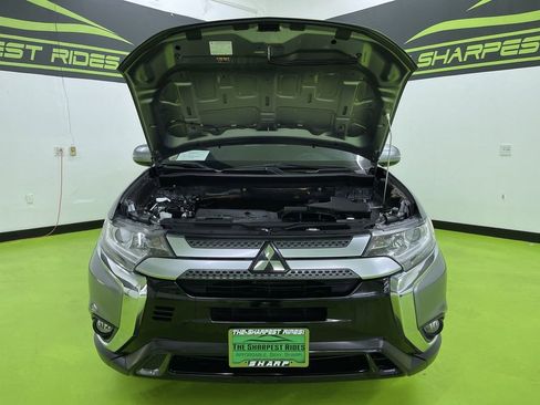 Used 2020 Mitsubishi Outlander SE image 4