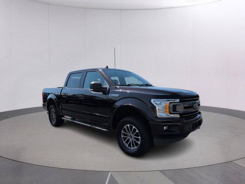 Used 2020 Ford F150 XLT w/ Equipment Group 302A Luxury AWD/4WD image 9