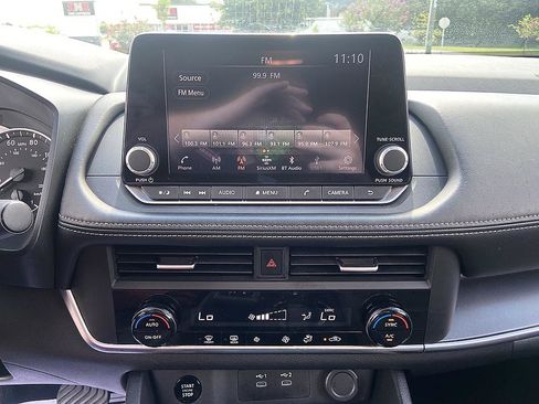 Certified 2025 Nissan Rogue SV AWD/4WD image 25
