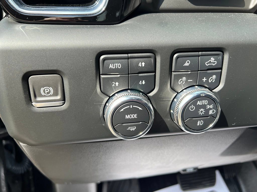 Used 2023 GMC Sierra 1500 Denali AWD/4WD image 41