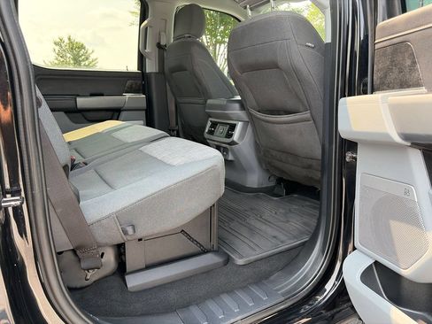 Used 2023 Ford F250 XLT w/ XLT Premium Package AWD/4WD image 13