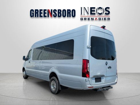 Used 2022 Mercedes-Benz Sprinter 3500 image 3