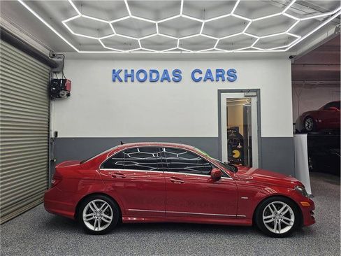 Used 2012 Mercedes-Benz C 250 Sedan image 5