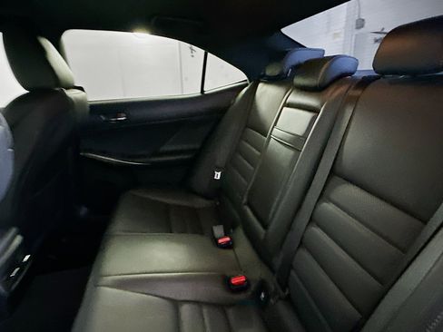 Used 2016 Lexus IS 300 AWD image 28