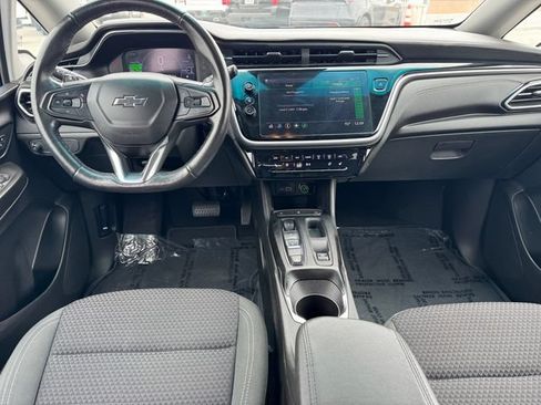 Certified 2022 Chevrolet Bolt LT FWD image 12