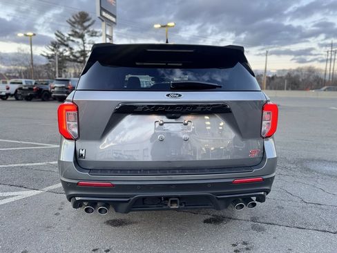 Used 2023 Ford Explorer ST w/ Technology Package image 6