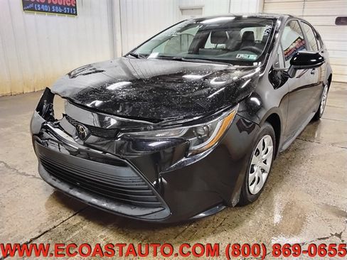 Used 2026 Toyota Corolla LE FWD image 4