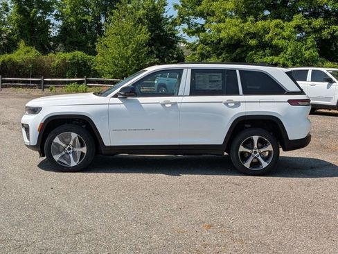 New 2026 Jeep Grand Cherokee Limited AWD/4WD image 6