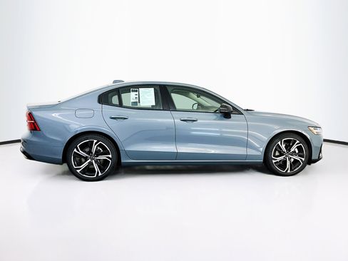 Used 2024 Volvo S60 B5 Core AWD/4WD image 10