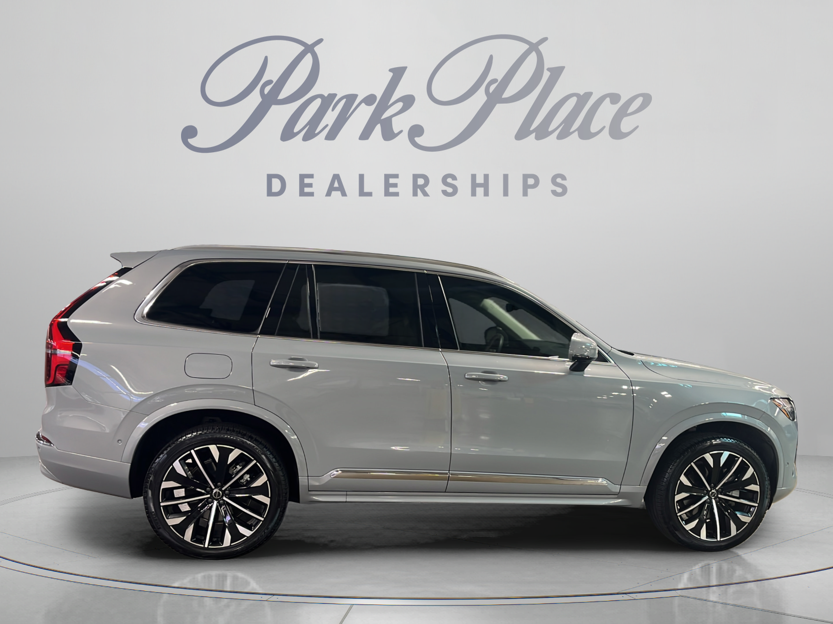 Certified 2026 Volvo XC90 B6 Ultra w/ Protection Package AWD/4WD image 8