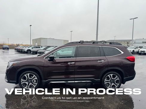 Used 2024 Subaru Ascent Touring image 6