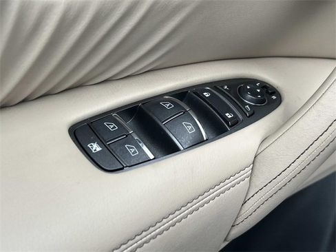 Used 2024 Nissan Armada Platinum w/ Captain's Chairs Package image 19